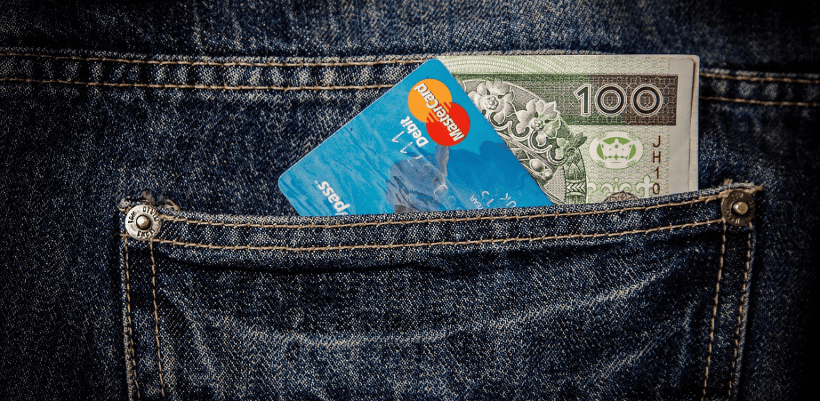 Generic donation form displaying a donor covers processing fees option with clear transaction fee coverage language for nonprofits