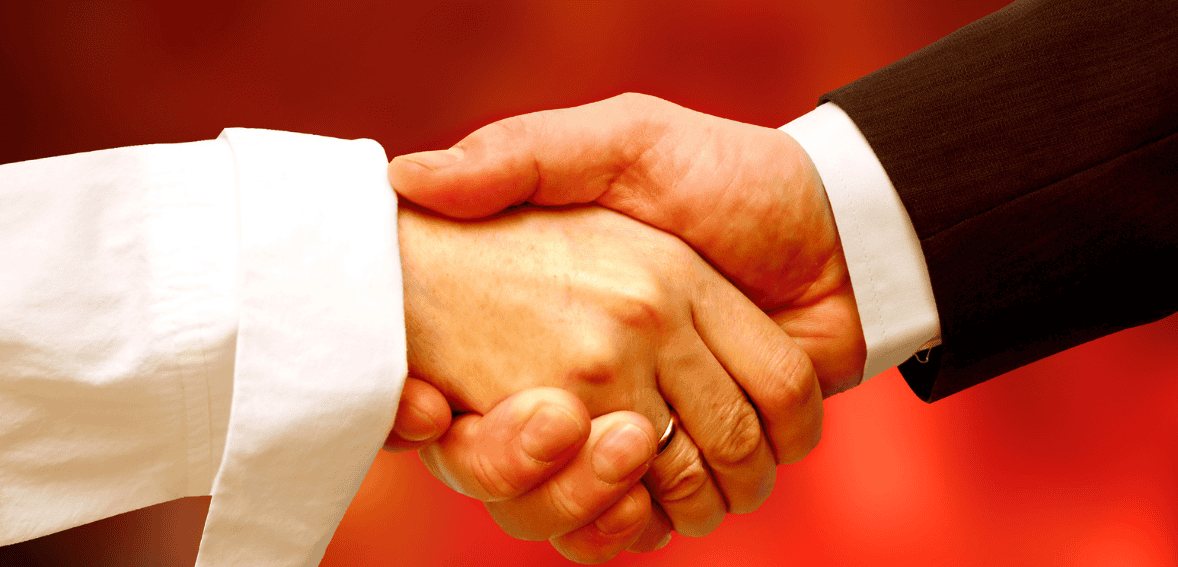 Two nonprofit leaders preparing a leadership gift request using major donor ask scripts nonprofits and effective gift ask conversation techniques